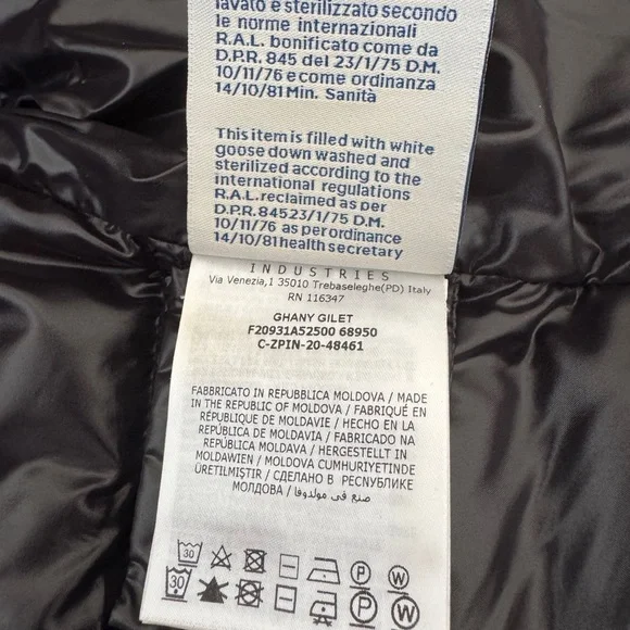 MONCLER VEST - Picture 11 of 12